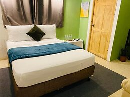 Hotel Adventure Lodge Jaco Beach