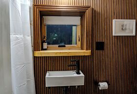 Finger Lakes Treehouse & Spa