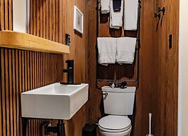 Finger Lakes Treehouse & Spa