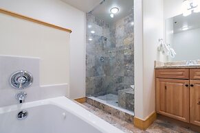 Bear Creek Lodge 309ab 2 Bedroom Condo by Alpine Lodging Telluride