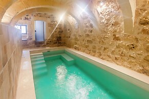 Nadurin, Gozitan Villa 7 Bedr. & 2 Pools
