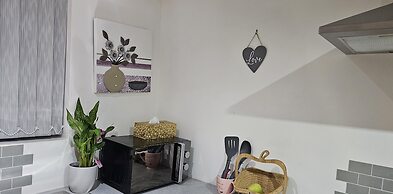 Beautiful En-suite Studio in Leeds -lower Floor