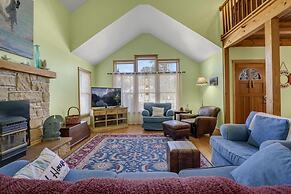 Family Tides - 311 139th Street 4 Bedroom Home by RedAwning