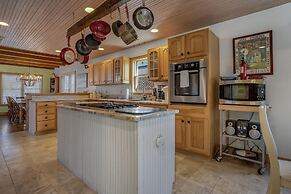 Family Tides - 311 139th Street 4 Bedroom Home by RedAwning