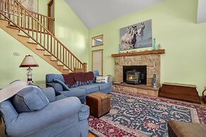 Family Tides - 311 139th Street 4 Bedroom Home by RedAwning