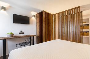 Afluencia Suite - Naoussa