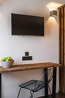 Afluencia Suite - Naoussa