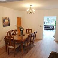 Charming 2-bed Cottage in Formby, Liverpool