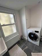 Stunning 4-bed Apartment in Cambridge