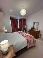 Stunning 4-bed Apartment in Cambridge