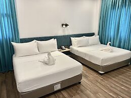 Lighthouse Point Hotel