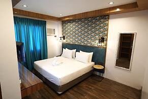 Lighthouse Point Hotel