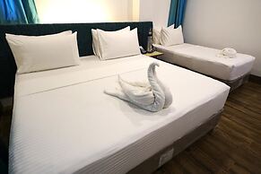 Lighthouse Point Hotel