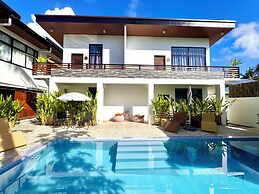 Casa Basa Siargao