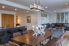 Bear Creek Lodge 410 4 Bedroom Condo by Alpine Lodging Telluride