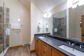 Bear Creek Lodge 410 4 Bedroom Condo by Alpine Lodging Telluride