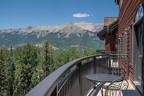 Bear Creek Lodge 410 4 Bedroom Condo by Alpine Lodging Telluride