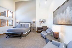 Bear Creek Lodge 410 4 Bedroom Condo by Alpine Lodging Telluride