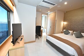 Odysis Suites Osaka Airport Hotel