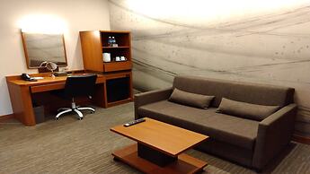 Odysis Suites Osaka Airport Hotel