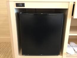 Odysis Suites Osaka Airport Hotel