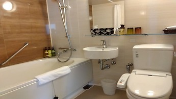 Odysis Suites Osaka Airport Hotel