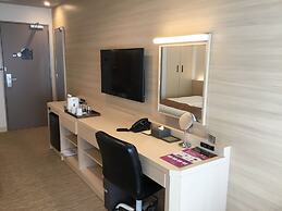 Odysis Suites Osaka Airport Hotel