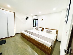 Little Vietnam Hotel - Cat Ba