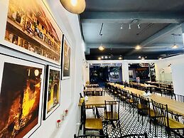 Little Vietnam Hotel - Cat Ba