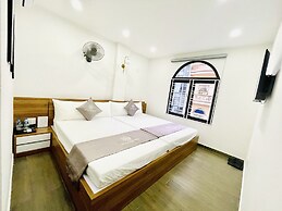 Little Vietnam Hotel - Cat Ba