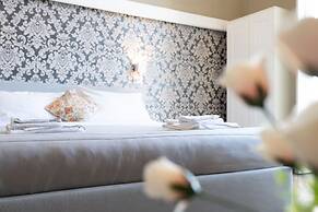 Tra l'Etna e il mare via Oberdan