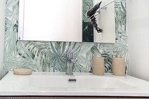 Tra l'Etna e il mare via Oberdan