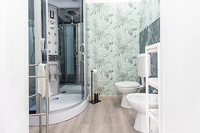 Tra l'Etna e il mare via Oberdan