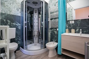 Tra l'Etna e il mare via Oberdan