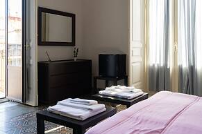 Tra l'Etna e il mare via Oberdan