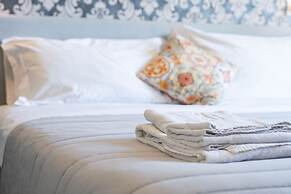 Tra l'Etna e il mare via Oberdan