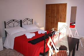 Tra l'Etna e il mare via Oberdan