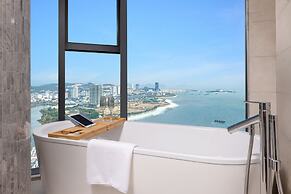 A La Carte Ha Long Bay Residence