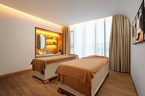 A La Carte Ha Long Bay Residence