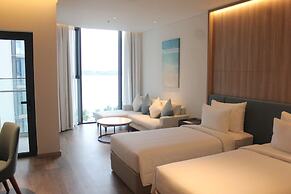 A La Carte Ha Long Bay Residence