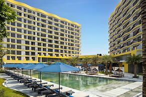 Wyndham Hoi An Royal Beachfront Resort & Villas