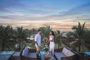 Wyndham Hoi An Royal Beachfront Resort & Villas