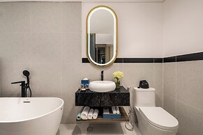 Wyndham Hoi An Royal Beachfront Resort & Villas