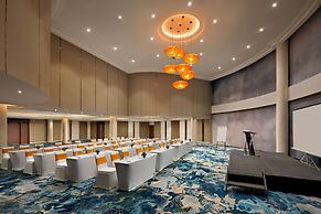 Wyndham Hoi An Royal Beachfront Resort & Villas