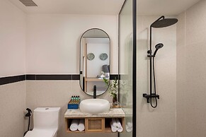 Wyndham Hoi An Royal Beachfront Resort & Villas