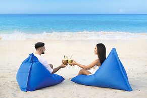 Wyndham Hoi An Royal Beachfront Resort & Villas