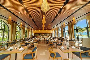Wyndham Hoi An Royal Beachfront Resort & Villas