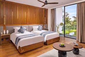 Wyndham Hoi An Royal Beachfront Resort & Villas