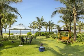 Wyndham Hoi An Royal Beachfront Resort & Villas