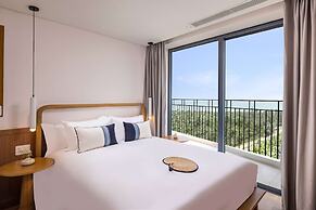 Wyndham Hoi An Royal Beachfront Resort & Villas